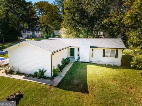 1774 Hunting Creek Ln SE, Conyers, GA 30013
