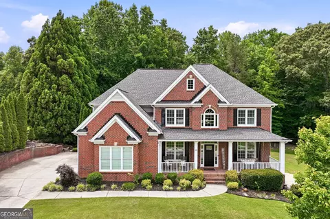 411 Hunting Hills Dr, Braselton, GA 30517