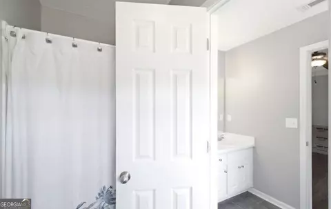 Entry Way - 137 Stonebrooke Dr, Colbert, GA 30628 photo 3 of 3