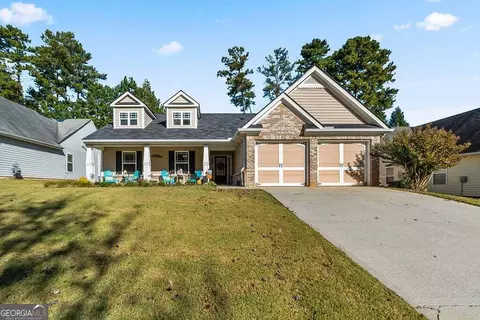140 Reid Plantation Dr, Villa Rica, GA 30180