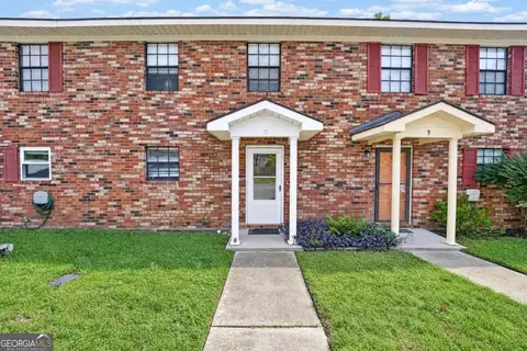2401 Bonaventure Rd #10, Savannah, GA 31404