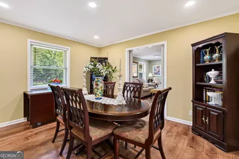 Dining - 6204 Davis Rd, Macon, GA 31217 photo 2 of 2