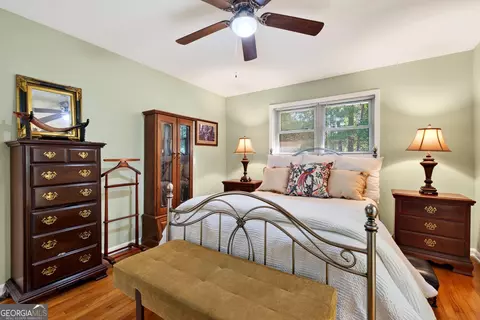 Bedroom - 6204 Davis Rd, Macon, GA 31217 photo 2 of 2