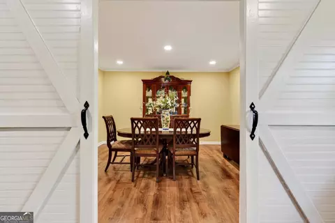 Dining - 6204 Davis Rd, Macon, GA 31217 photo 1 of 2