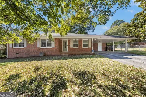1215 Eastview Rd NE, Conyers, GA 30012