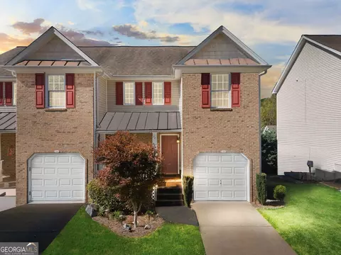 566 Fox Creek Xing, Woodstock, GA 30188