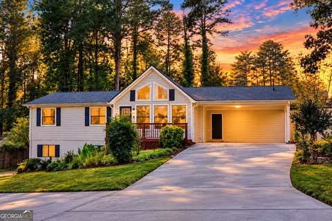4943 Apple Valley Rd, Douglasville, GA 30135