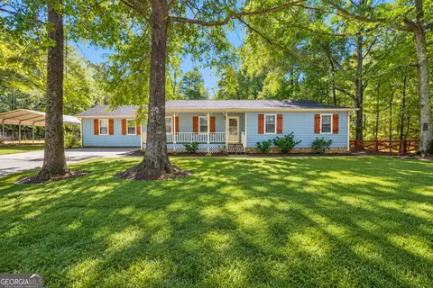 370 Davis Rd, Locust Grove, GA 30248