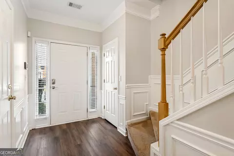 Entry Way - 3974 Howell Park Rd, Duluth, GA 30096 photo 2 of 2