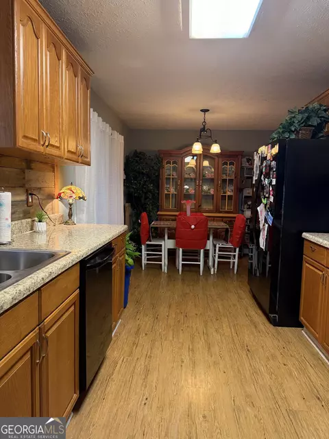 Kitchen - 3550 W Point Rd, Lagrange, GA 30240 photo 1 of 3
