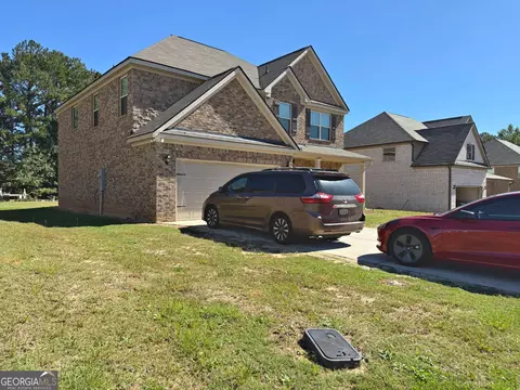 Exterior - 5640 Laney Dr, Rex, GA 30273 photo 3 of 6