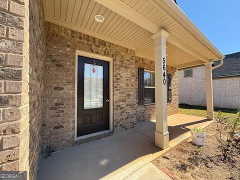 Exterior - 5640 Laney Dr, Rex, GA 30273 photo 2 of 6