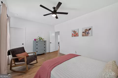 Bedroom - 1475 Storey Ln, Jefferson, GA 30549 photo 7 of 13