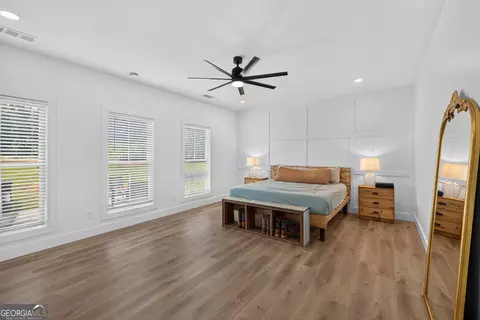 Bedroom - 1475 Storey Ln, Jefferson, GA 30549 photo 9 of 13