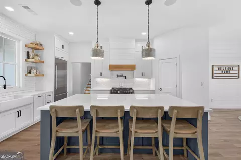 Kitchen - 1475 Storey Ln, Jefferson, GA 30549 photo 2 of 6
