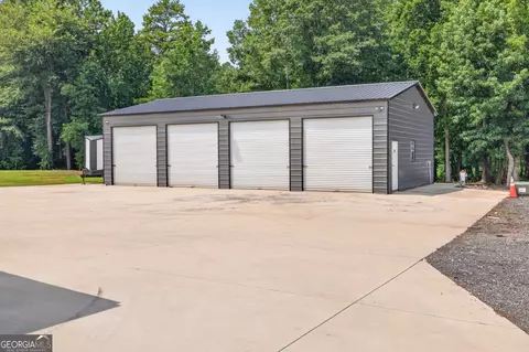 Exterior - 1475 Storey Ln, Jefferson, GA 30549 photo 10 of 22