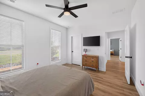 Bedroom - 1475 Storey Ln, Jefferson, GA 30549 photo 2 of 13