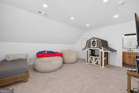 Bedroom - 1475 Storey Ln, Jefferson, GA 30549 photo 12 of 13