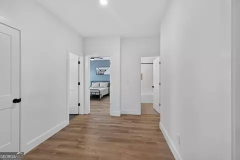 Entry Way - 1475 Storey Ln, Jefferson, GA 30549 photo 4 of 6