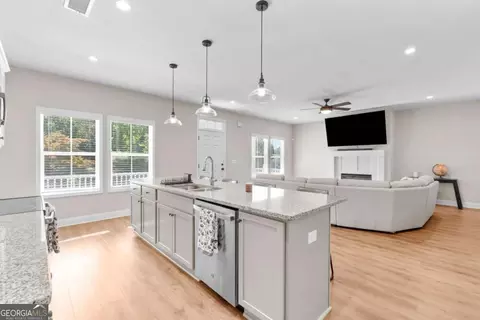Kitchen - 129 E 5th St, Monroe, GA 30655 photo 3 of 5