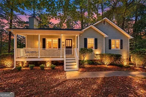 306 Pine Cv, Woodstock, GA 30189