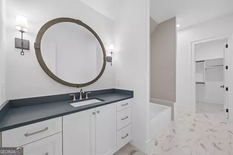 Bath - 615 Hickory Flat Rd, Milton, GA 30004 photo 6 of 11