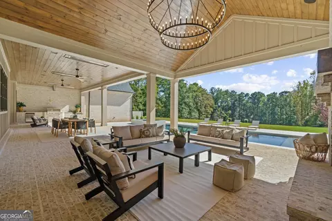 Exterior - 615 Hickory Flat Rd, Milton, GA 30004 photo 10 of 17