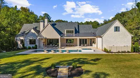Exterior - 615 Hickory Flat Rd, Milton, GA 30004 photo 5 of 17