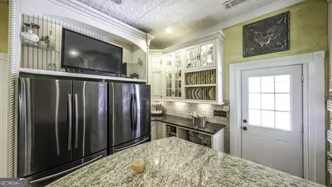Kitchen - 1035 W Ferry Rd, Franklin, GA 30217 photo 7 of 8