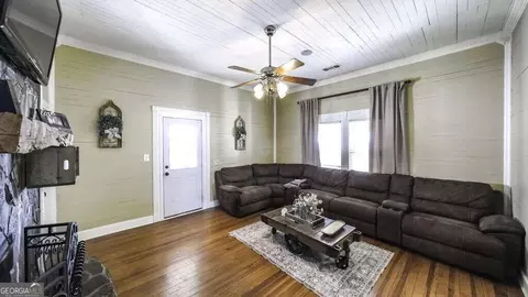 Living - 1035 W Ferry Rd, Franklin, GA 30217 photo 1 of 2