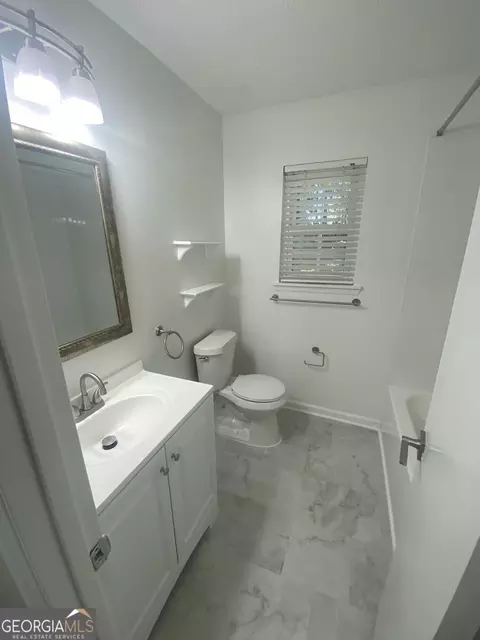 Bath - 2839 E Mount Tabor Cir, Duluth, GA 30096 photo 4 of 4