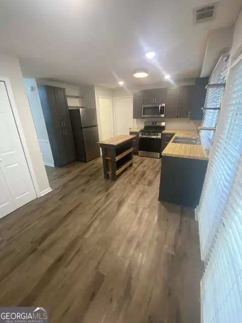 Kitchen - 2839 E Mount Tabor Cir, Duluth, GA 30096 photo 1 of 4