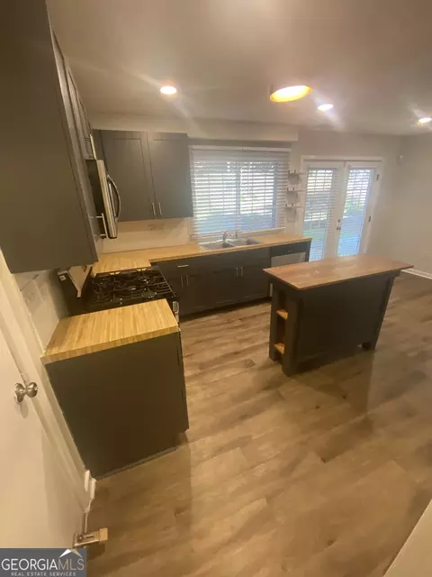 Kitchen - 2839 E Mount Tabor Cir, Duluth, GA 30096 photo 4 of 4
