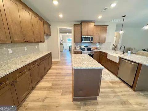 Kitchen - LOT 57 Commanche Circle #57, Williamson, GA 30292 photo 2 of 7
