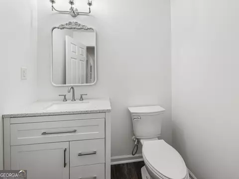 Bath - 19 Sims Rd, Winder, GA 30680 photo 1 of 10