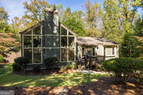 2915 Hill Park Ct, Marietta, GA 30062