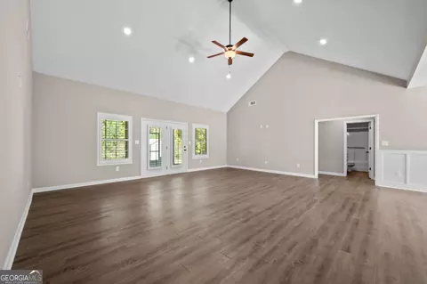 Living - 171 Arrow Point Rd, Jackson, GA 30233 photo 3 of 5