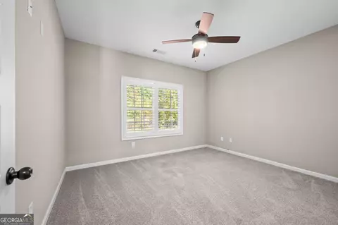 Bedroom - 171 Arrow Point Rd, Jackson, GA 30233 photo 3 of 5
