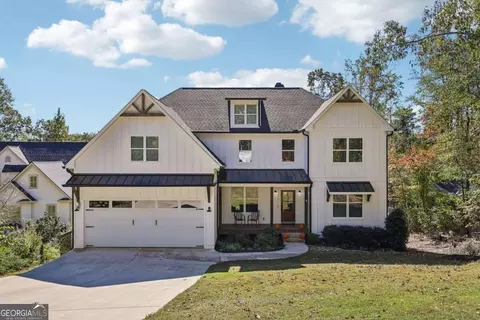 868 Chestatee Pt, Dawsonville, GA 30534
