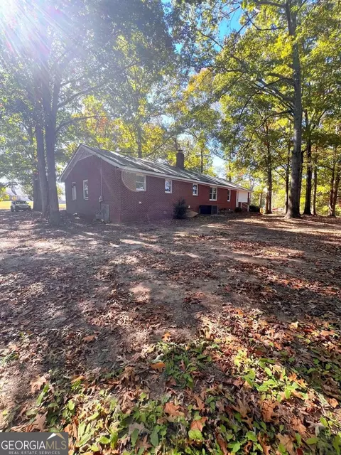 Exterior - 970 Diamond Hill Colbert Rd, Colbert, GA 30628 photo 2 of 2
