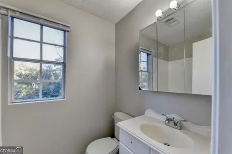 Bath - 2019 Old Mill Way, Duluth, GA 30096 photo 4 of 5
