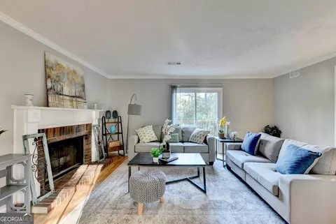 Living - 2019 Old Mill Way, Duluth, GA 30096 photo 8 of 10