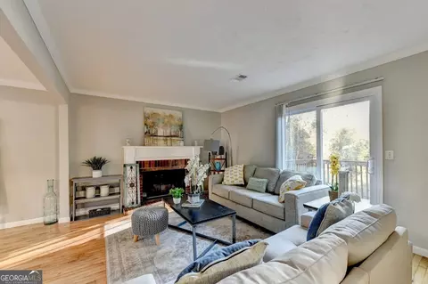 Living - 2019 Old Mill Way, Duluth, GA 30096 photo 5 of 10