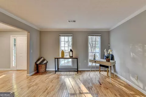 Living - 2019 Old Mill Way, Duluth, GA 30096 photo 2 of 10