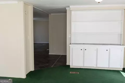 Living - 1818 Cannonville Rd, Lagrange, GA 30240 photo 3 of 6