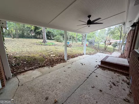 Exterior - 338 Laurel Ln, Lagrange, GA 30241 photo 3 of 4