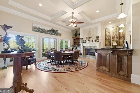 Dining - 275 E Sugarbush Dr, Dillard, GA 30537 photo 5 of 7