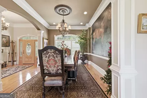 Dining - 275 E Sugarbush Dr, Dillard, GA 30537 photo 2 of 7