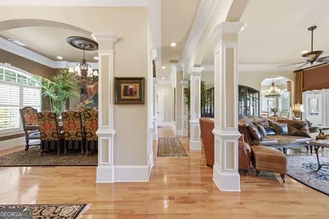 Entry Way - 275 E Sugarbush Dr, Dillard, GA 30537 photo 3 of 13