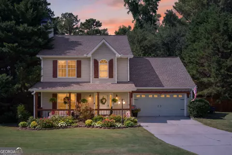 7111 Greenridge Dr, Loganville, GA 30052